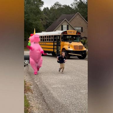 VIDEO: Get you a bestie who surprises your kid at the bus stop dressed as a unicorn