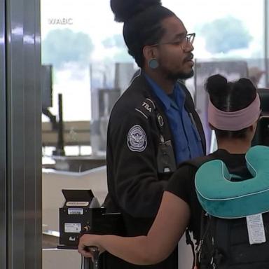 VIDEO: TSA expects record holiday travel at airports