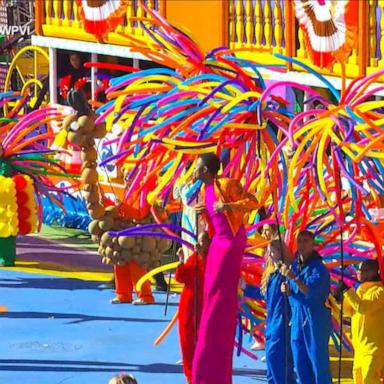 VIDEO: A look at Philadelphia's Thanksgiving parade