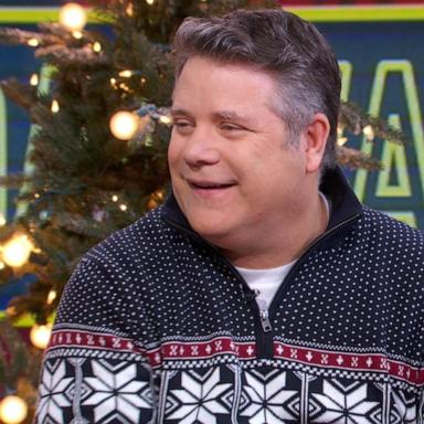 VIDEO: Sean Astin stars as Santa in Broadway’s 'Elf the Musical'