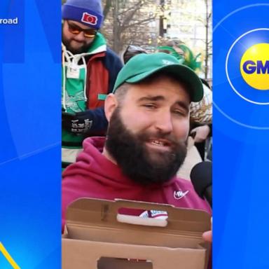 VIDEO: Jason Kelce look-alike contest held in Philadelphia