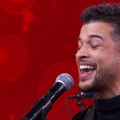 VIDEO: Jordan Fisher performs ‘The Christmas Song’