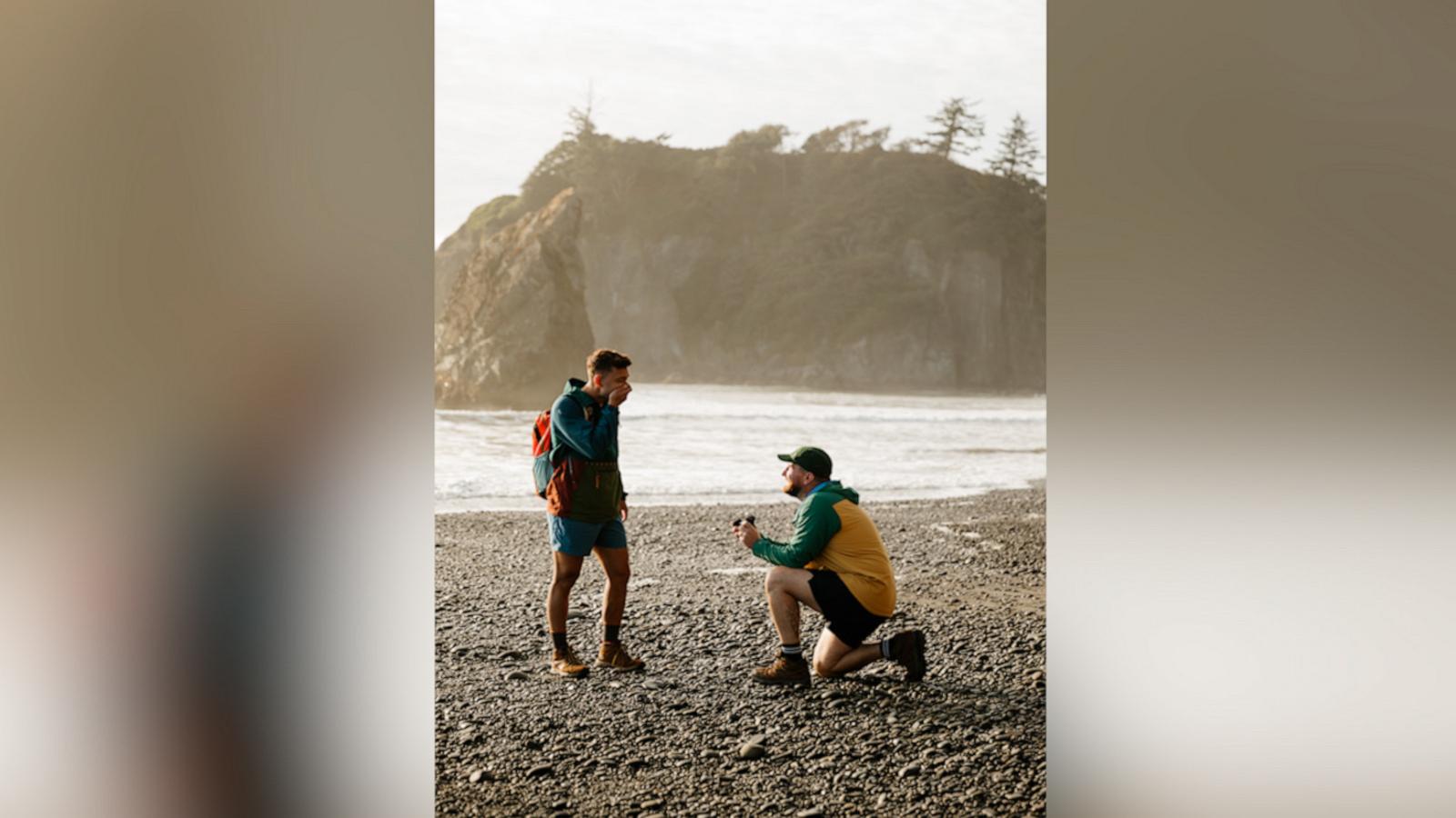 Patrick Hough didn’t plan to have a photographer when proposed to his partner John Varakuta in Olympic National Park but luckily Chase Reichenbach and his girlfriend Kam were nearby to capture the moment.