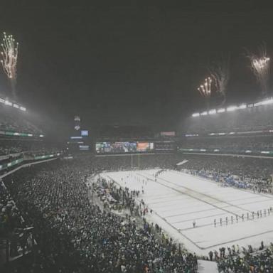 VIDEO: Philadelphia Eagles sell ‘commemorative snow’ after win against Los Angeles Rams