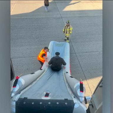 VIDEO: United flight evacuated after engine fire 