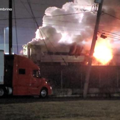 VIDEO: 350 passengers evacuated after SEPTA train catches fire