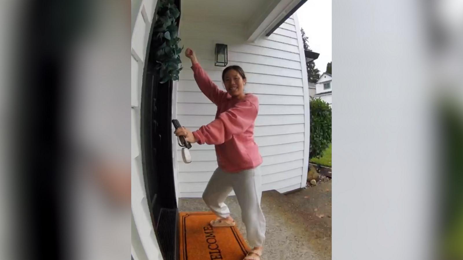 Tiffany Remington was caught on a doorbell camera surprising her pregnant friend with a clean home while in labor.