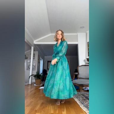 Agnes Wilhelmsen, who lost her dad 11 years ago, was given a special family piece --- her grandma’s dress, which she wore to her parents' wedding in 1982.