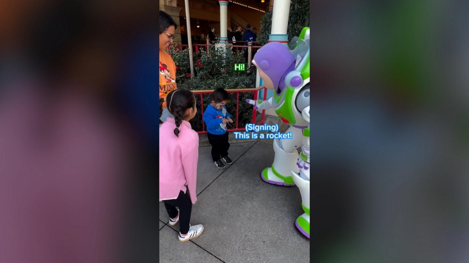 VIDEO: Toddler uses ASL to communicate with Buzz Lightyear at Disneyland