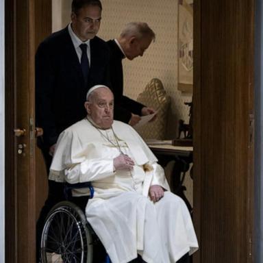 VIDEO: Pope Francis stabilizes after suffering respiratory crises, Vatican sources say