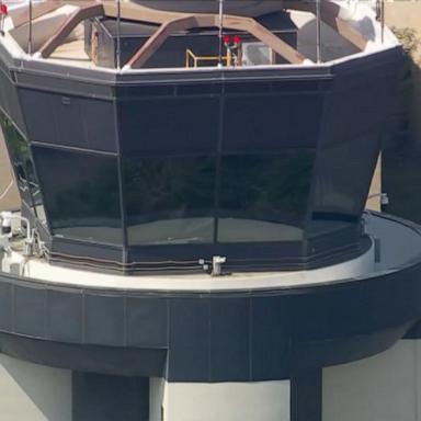 VIDEO: Controllers lost contact with planes at Newark airport