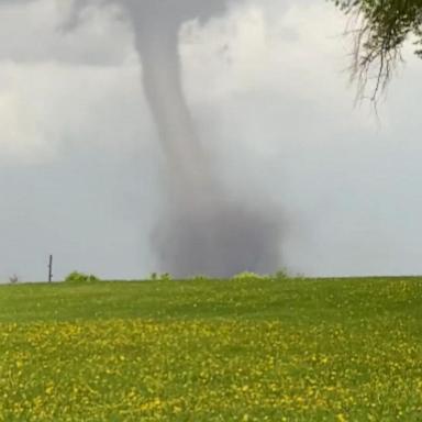 VIDEO: Tornadoes touch down in the Midwest