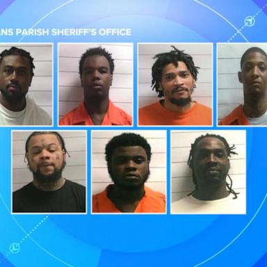 VIDEO: Manhunt for 7 remaining escaped inmates
