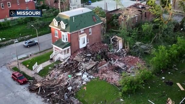 At least 28 people killed in weekend tornado outbreak