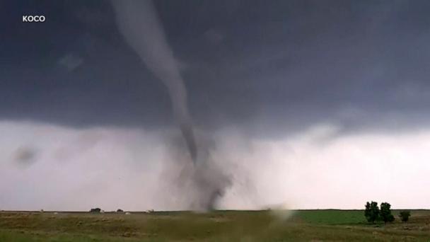 Another round of severe weather slams the Heartland