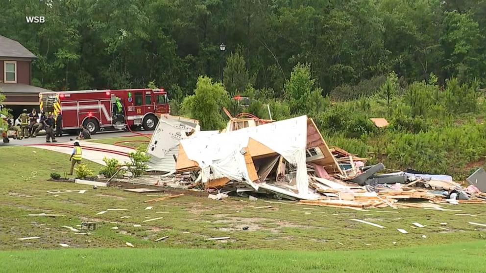 Severe storms target East Coast after slamming South | GMA