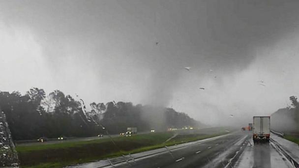 EF2 tornado sweeps through Kentucky