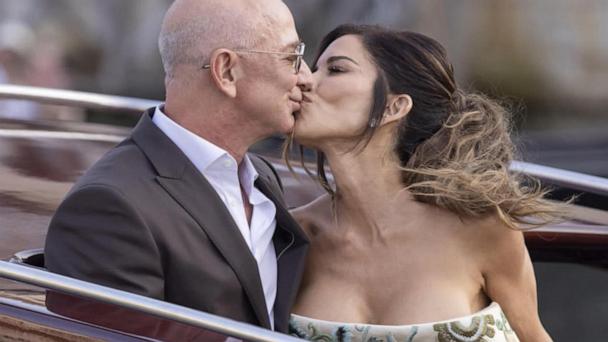 Inside Jeff Bezos' billionaire wedding