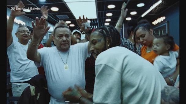 J-Balvin hires family to dance in 'Noventa' music video