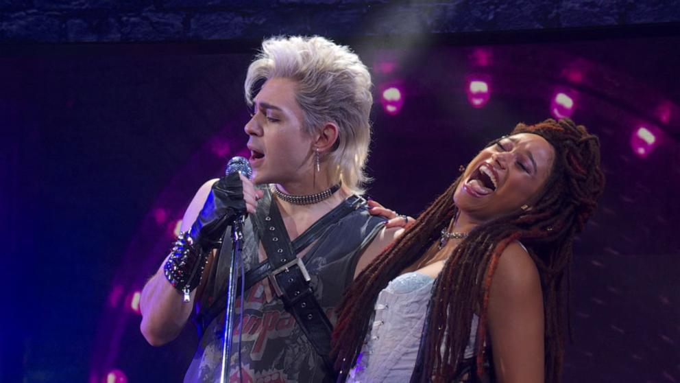 VIDEO: Watch ‘The Lost Boys’ live on ‘GMA’