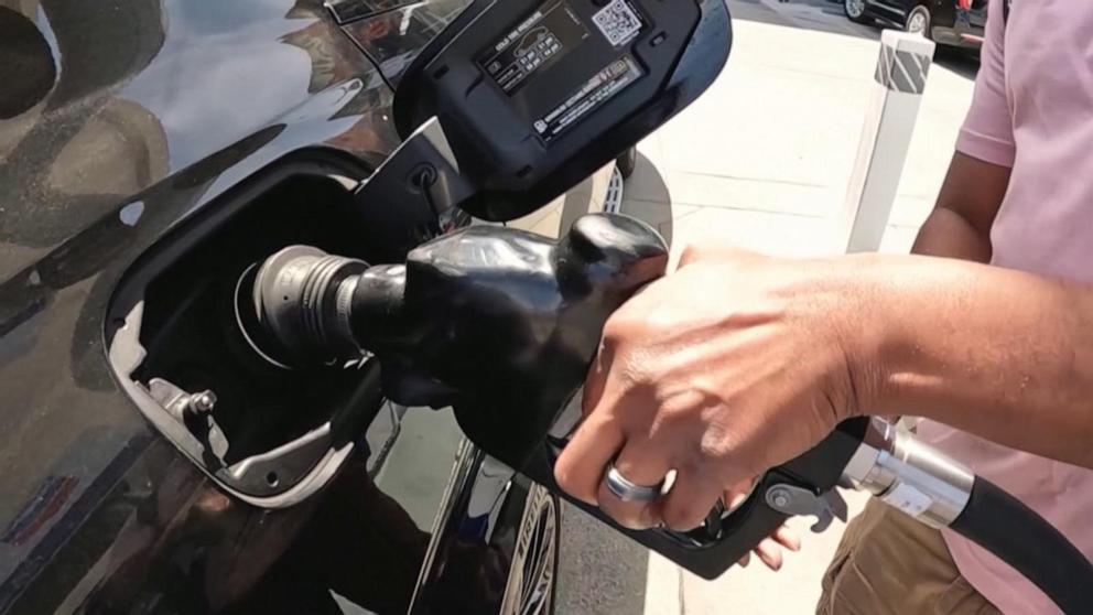 VIDEO: Gas prices trending down ahead of July 4 holiday 