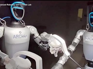 WATCH:  Humanoid robots step up to the operating table