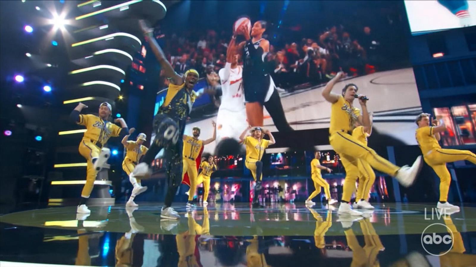 WATCH:  Savannah Bananas debut first-ever song on the ESPYs stage
