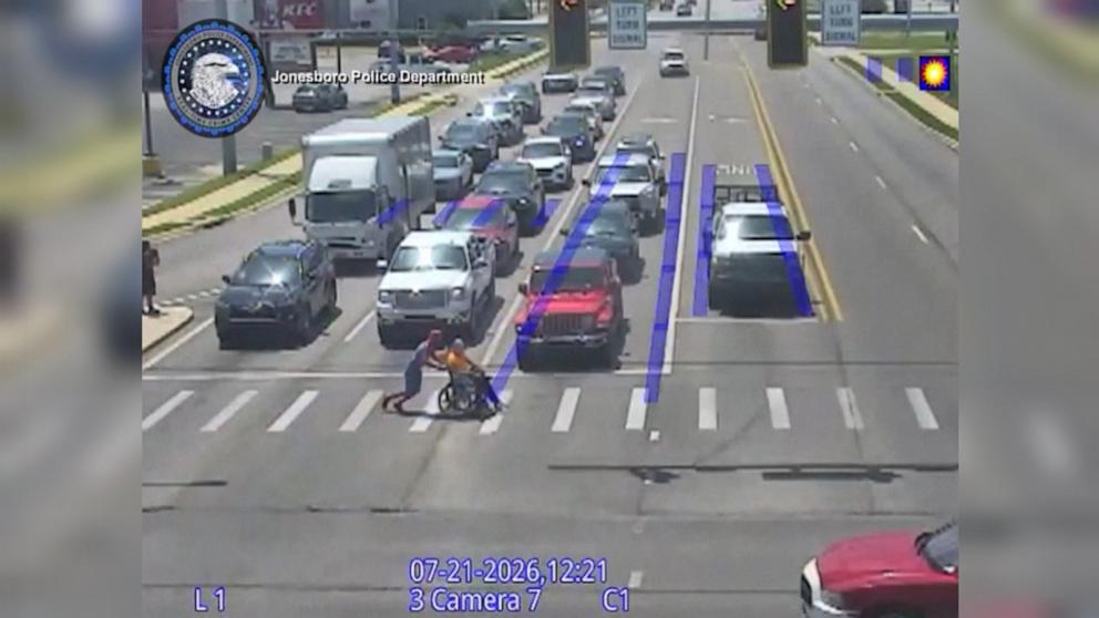 VIDEO: Real-life Spider-Man has superhero moment caught on traffic camera
