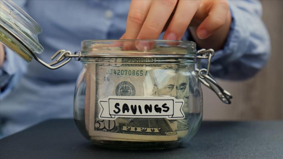 VIDEO: 'Moneymaxxing' trend puts focus on personal finances