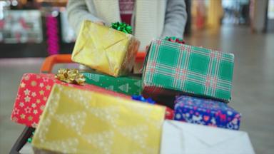 VIDEO: How to navigate rising prices this holiday season