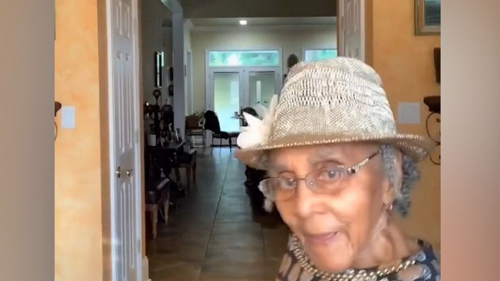 PHOTO: Elizabeth "Lizi" Harden filmed during a recent visit to Mississippi where her 102-year-old great grandmother, Hattie Lee Davidson, lives.