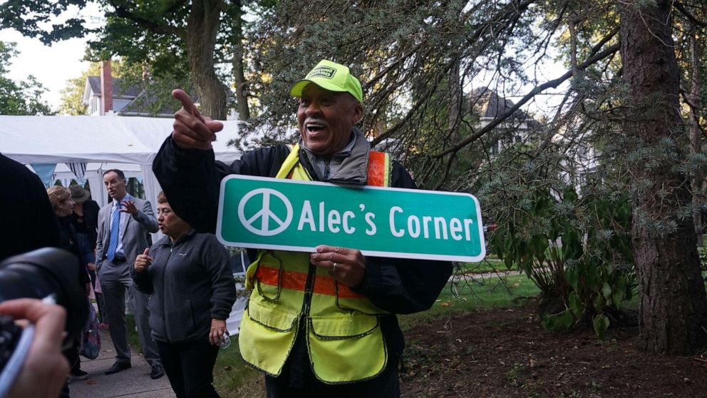 PHOTO: On Sept. 10, 2019, Alec Childress was met with 100 kids, parents, family and church members at the intersection where he's been crossing students in Wilmette, Illinois, for 14 years.
