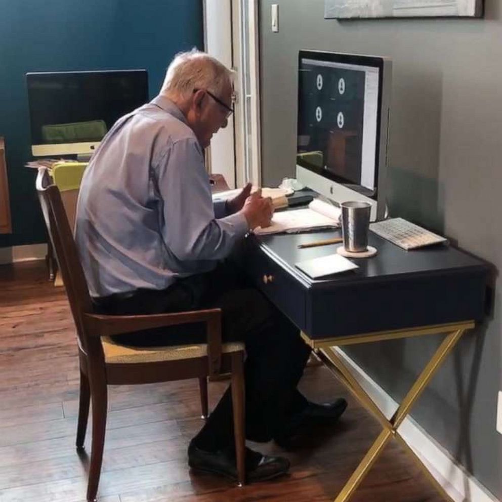VIDEO: 91-year-old professor goes viral as he teaches remotely during the pandemic 