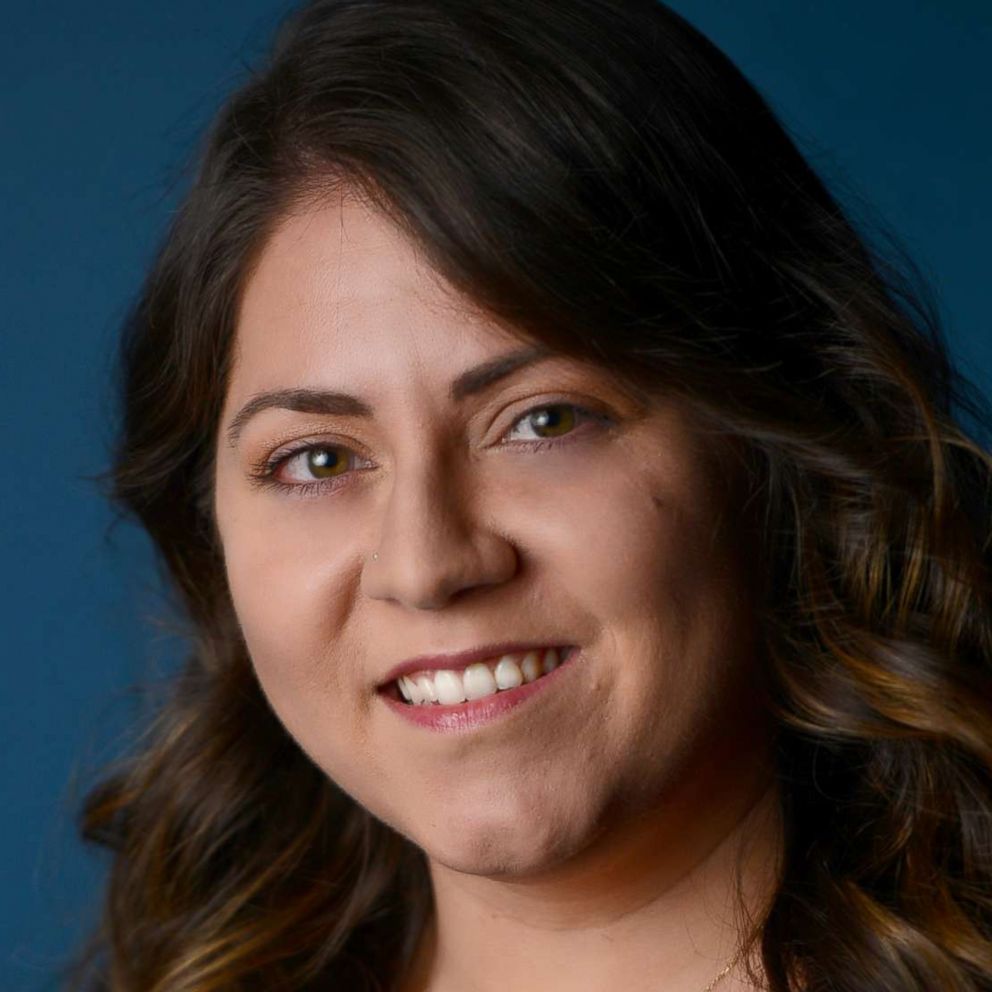 Alyssa Lapertosa headshot