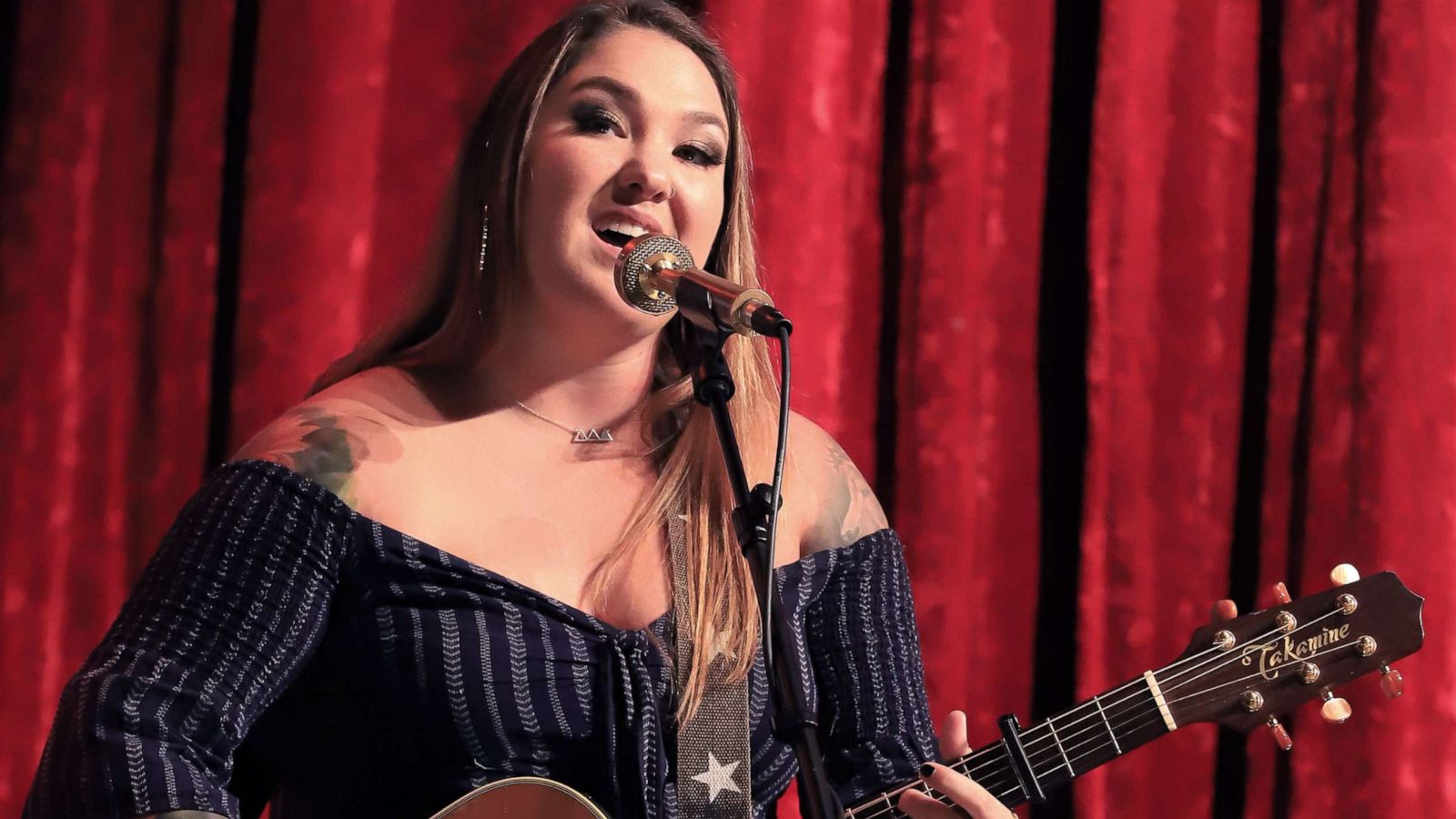 PHOTO: Allie Colleen, daughter of Garth Brooks, performs in Lexington, Ky., Sept. 23, 2019, in a photo released by her publicist.