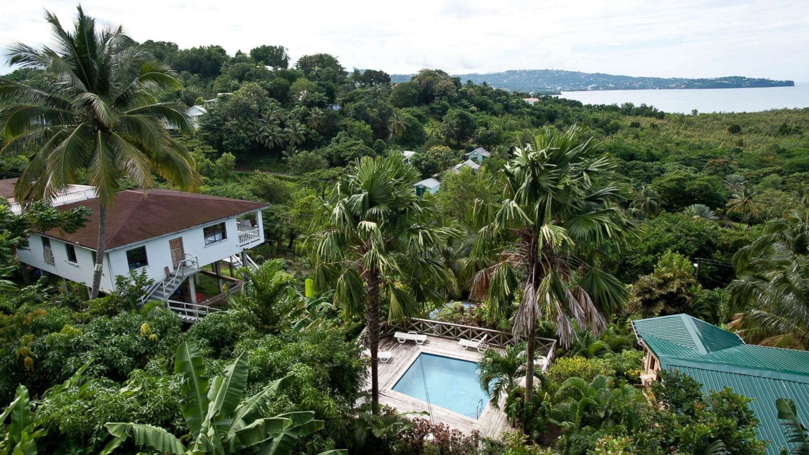 PHOTO: Apartment Espoir in St. Lucia.