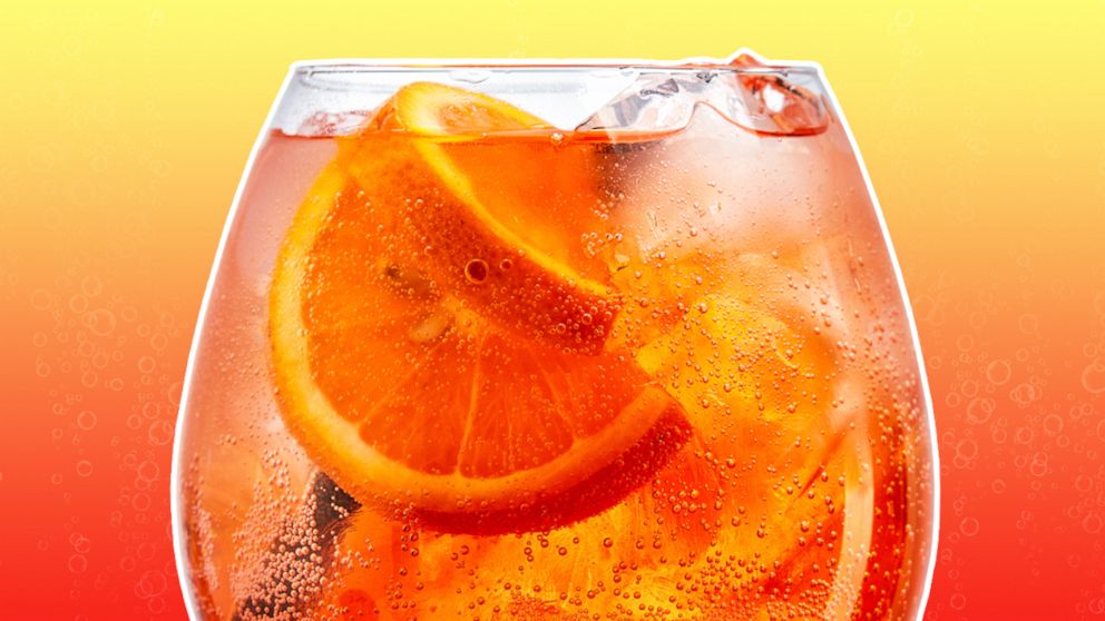 PHOTO: Aperol Spritz