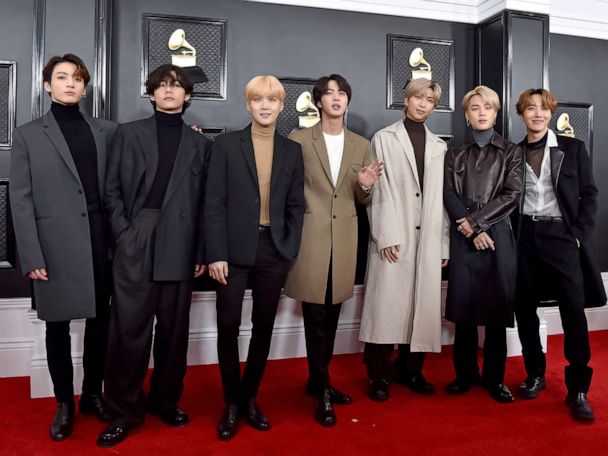 BTS suits up in style on Grammys 2022 red carpet