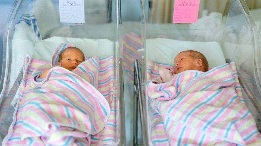VIDEO: Babies named Johnny Cash, June Carter born on same day, at same hospital