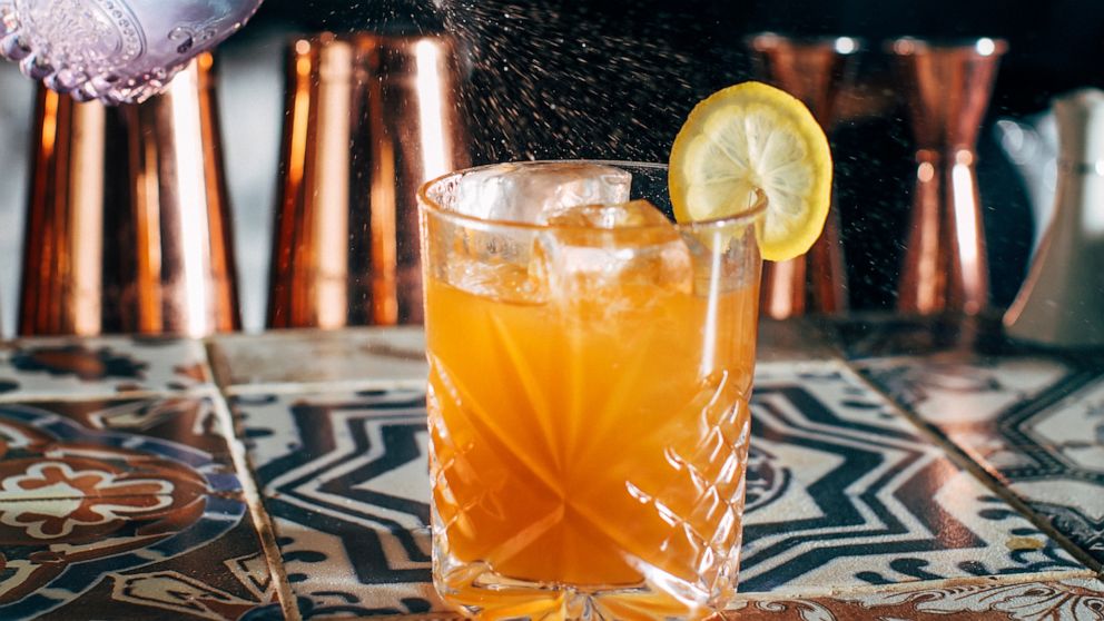 Bartender-approved tips and recipes to make nonalcoholic cocktails