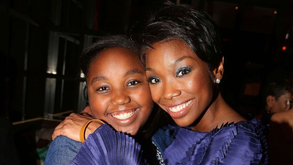 Brandy shares her 'exciting' studio experience with her daughter - ABC News
