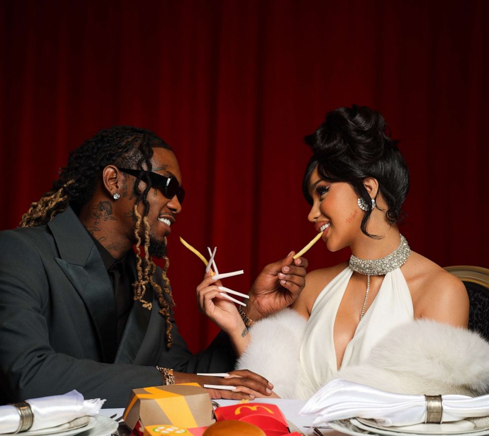 PHOTO: Offset and Cardi B. share a McDonald's meal.