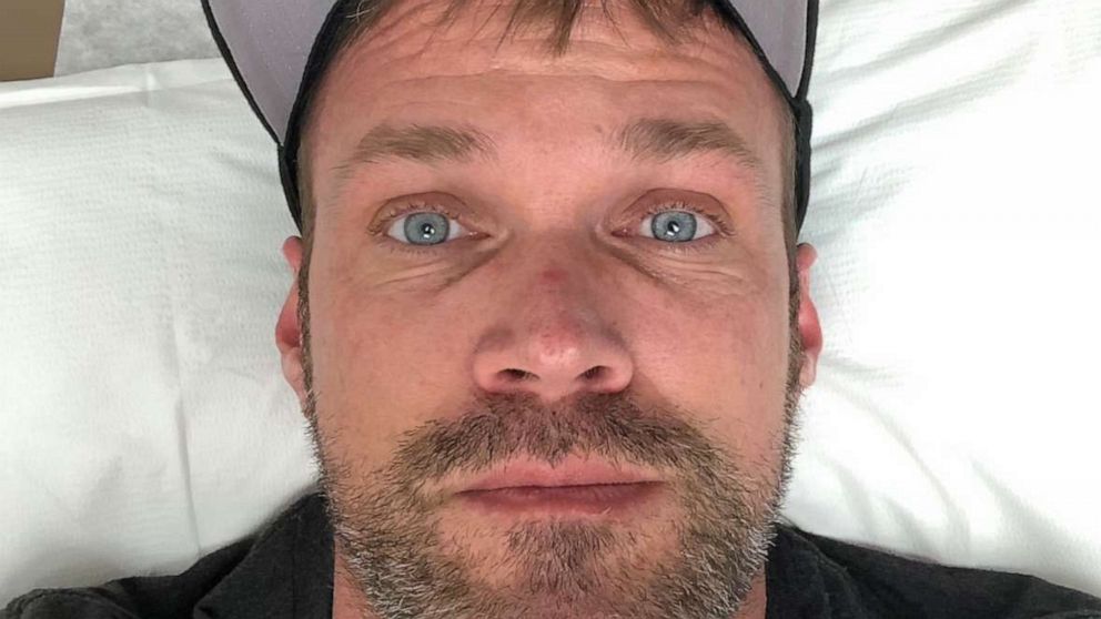 PHOTOS: Chris Powell, former host of ABC's Extreme Weight Loss, shares a selfie while "low."