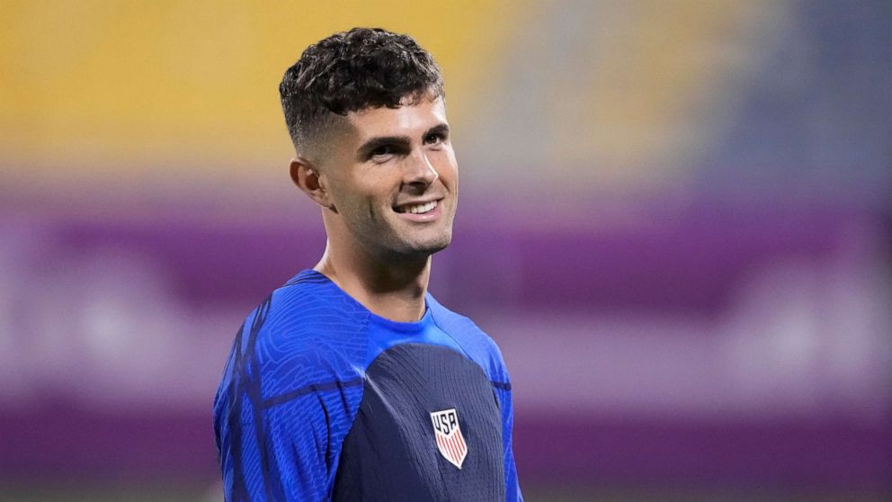 Christian Pulisic describes what it means to be American, represent USA in World  Cup - Good Morning America