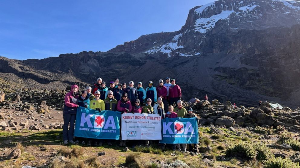 PHOTO: Kidney Donor Athletes climb to Mt. Kilimanjaro to raise awareness about live organ donations. 