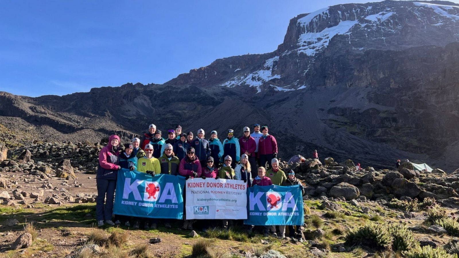 Shelby Township woman hikes Mount Kilimanjaro to raise awareness for organ  donations – Macomb Daily