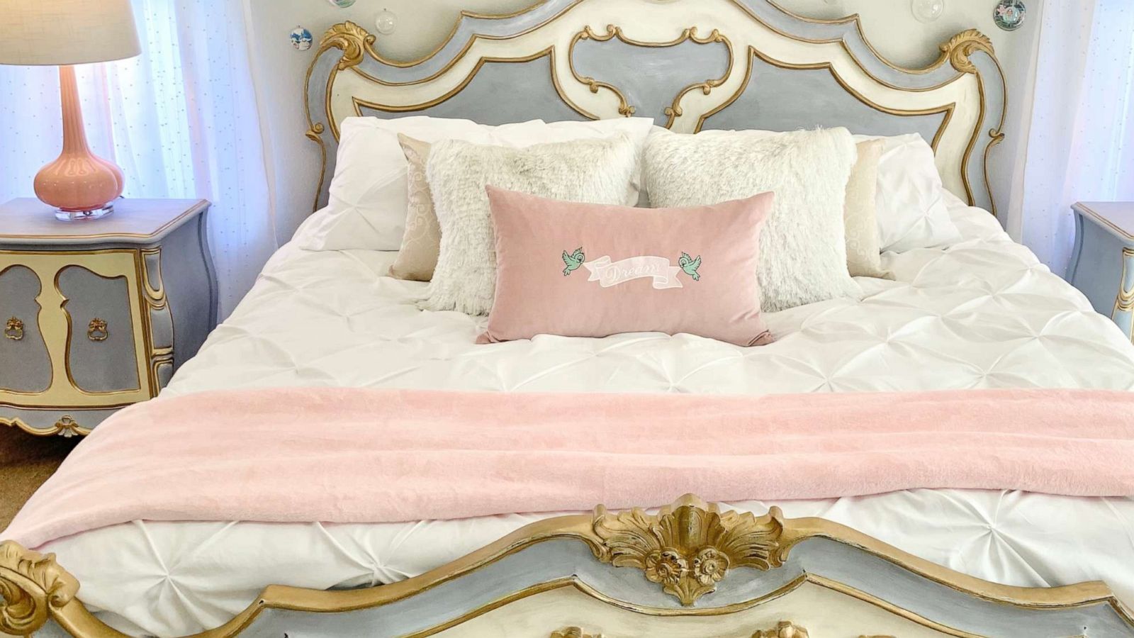 PHOTO: Kelsey Hermanson's dreamy master bedroom is inspired by 'Cinderella'