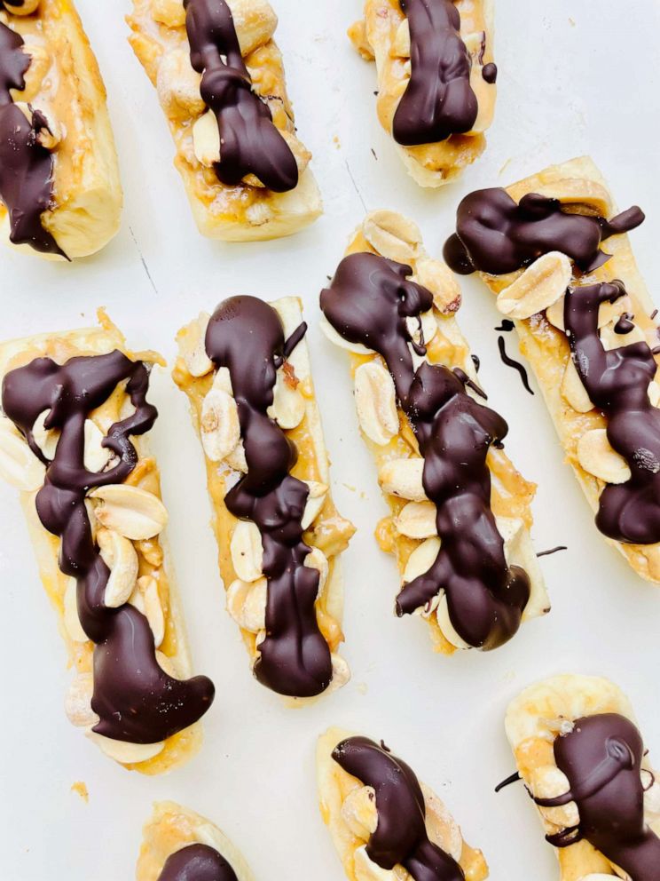 PHOTO: This banana and peanut butter with chocolate snack is a great swap for a candy craving.