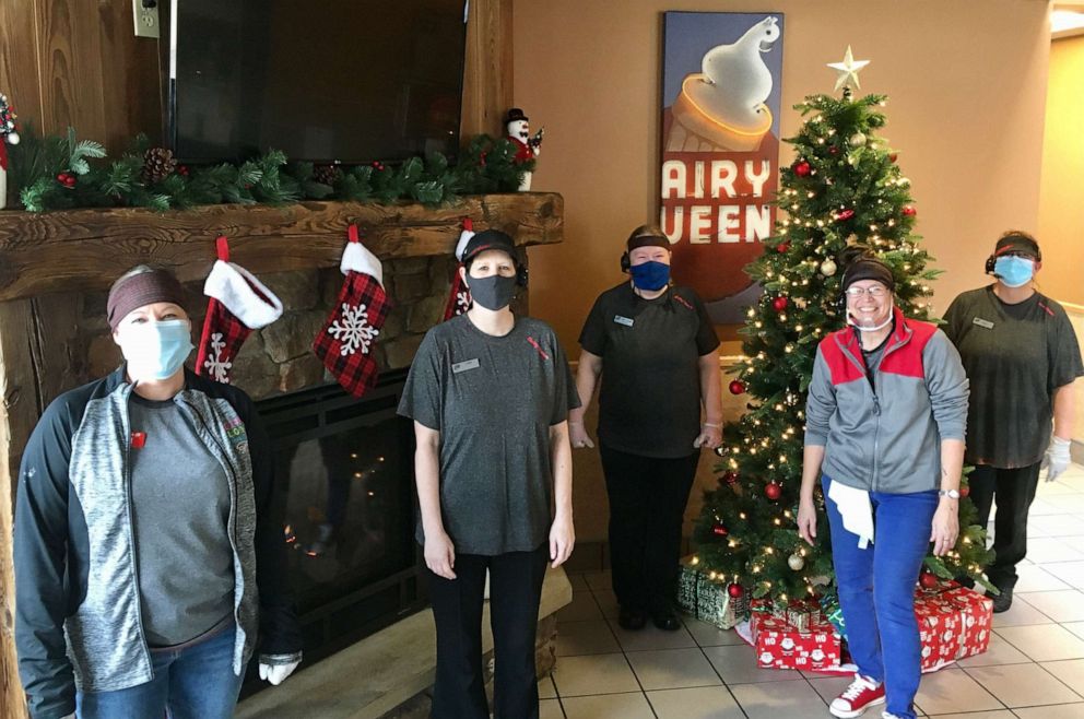 PHOTO: Dairy Queen employees in Brainerd, Minnesota.