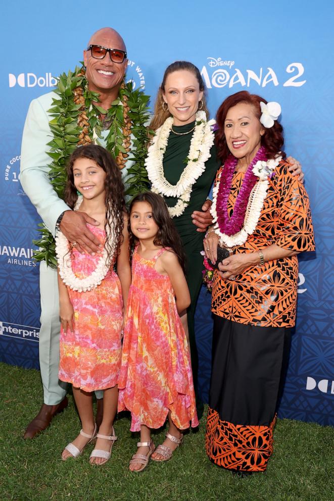 PHOTO: Jasmine Johnson, Dwayne Johnson, Tiana Johnson, Lauren Hashian and Ata Johnson attends the World Premiere of Walt Disney Animation Studios' "Moana 2" in Kapolei, Hawaii, Nov. 21, 2024. 